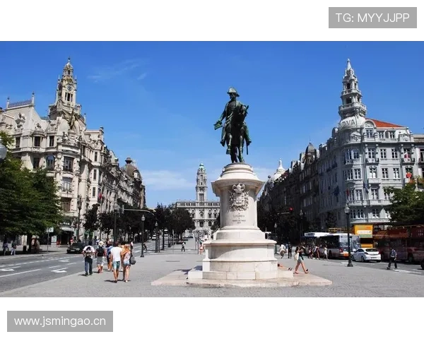 弟媳亲邀卡塞米罗自由来波尔图